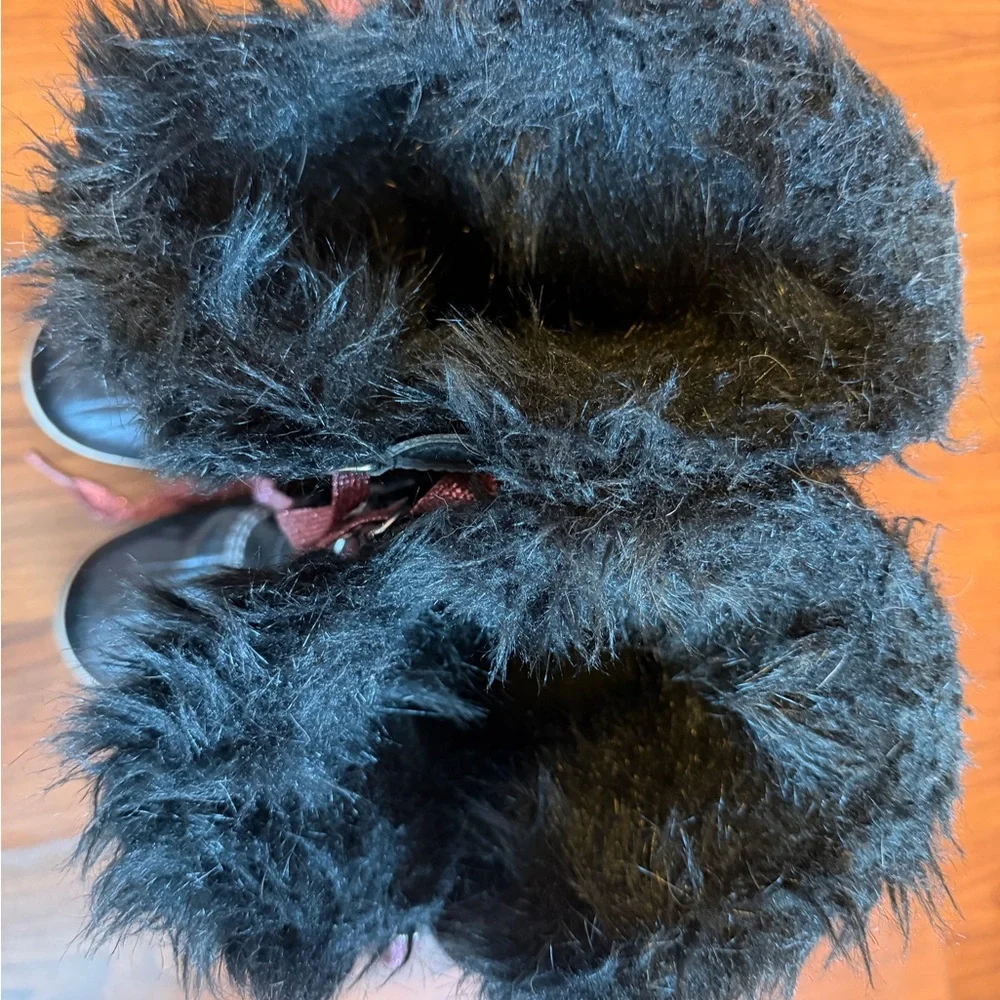 Sorel Black and Pink Fur-Lined Winter Boots